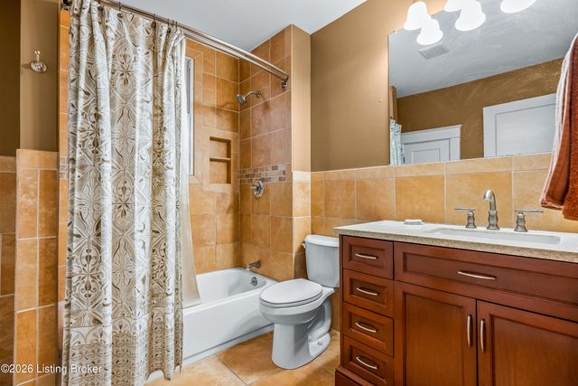 1893 Douglass Blvd, Louisville, KY 40205