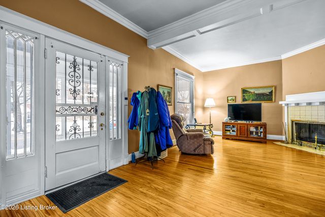 1893 Douglass Blvd, Louisville, KY 40205