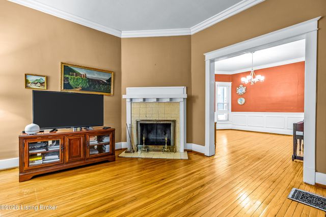 1893 Douglass Blvd, Louisville, KY 40205