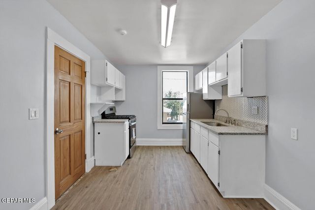 404 W OVERLAND Avenue B, El Paso, TX 79901