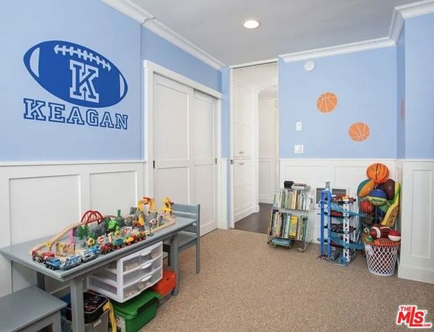 16601 Marquez Avenue 304, Pacific Palisades (los Angeles), CA 90272