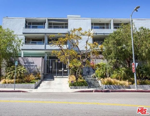 16601 Marquez Avenue 304, Pacific Palisades (los Angeles), CA 90272