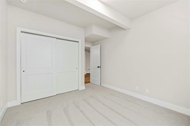 18508 Pawnee Lane, Overland Park, KS 66085