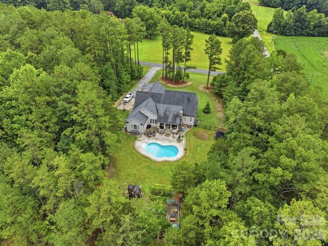 1150 Oak Trail Circle, Concord, NC 28025