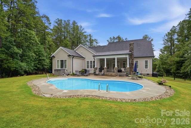 1150 Oak Trail Circle, Concord, NC 28025