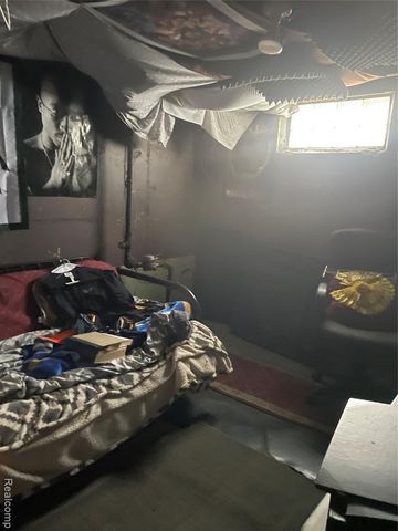 12832 Terry Street, Detroit, MI 48227