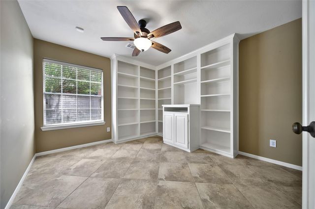 6710 High Knoll Drive, Sugar Land, TX 77479