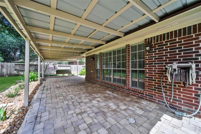 6710 High Knoll Drive, Sugar Land, TX 77479