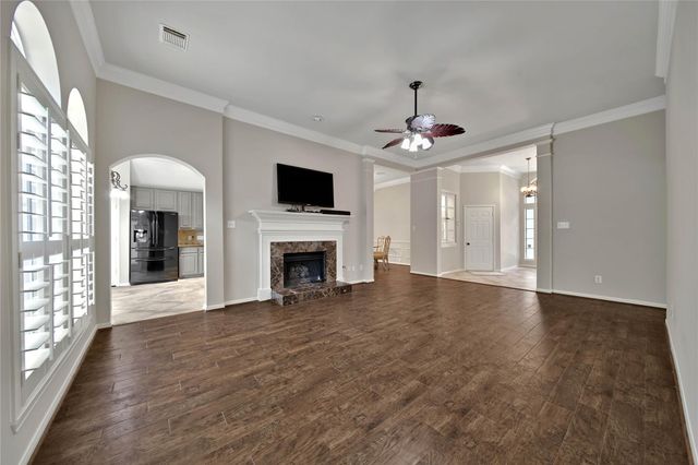 6710 High Knoll Drive, Sugar Land, TX 77479
