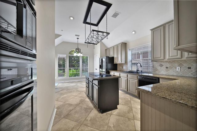 6710 High Knoll Drive, Sugar Land, TX 77479