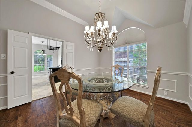 6710 High Knoll Drive, Sugar Land, TX 77479