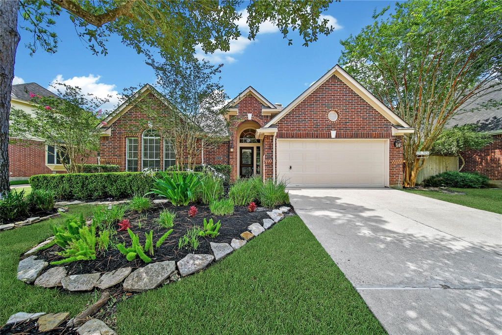 6710 High Knoll Drive, Sugar Land, TX 77479