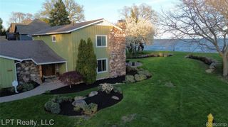 6210 Sterling Drive, Frenchtown Township, MI 48166