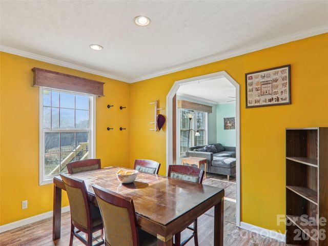 3195 N Clear Creek Road, Hendersonville, NC 28792