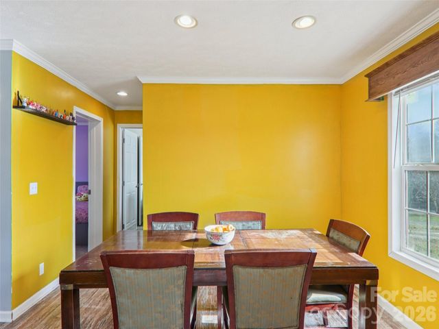 3195 N Clear Creek Road, Hendersonville, NC 28792