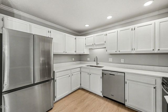 500 Woodcroft Parkway 2c, Durham, NC 27713