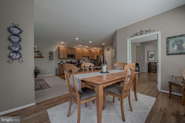 274 CHERRY LN #32, Kennett Square, PA 19348