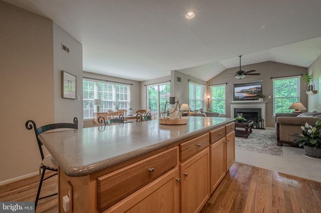 274 CHERRY LN #32, Kennett Square, PA 19348