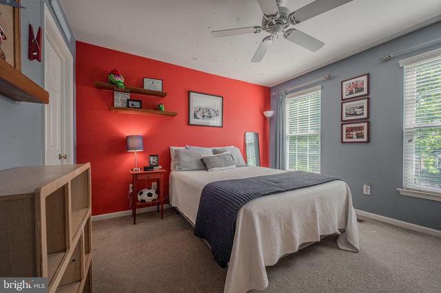 274 CHERRY LN #32, Kennett Square, PA 19348