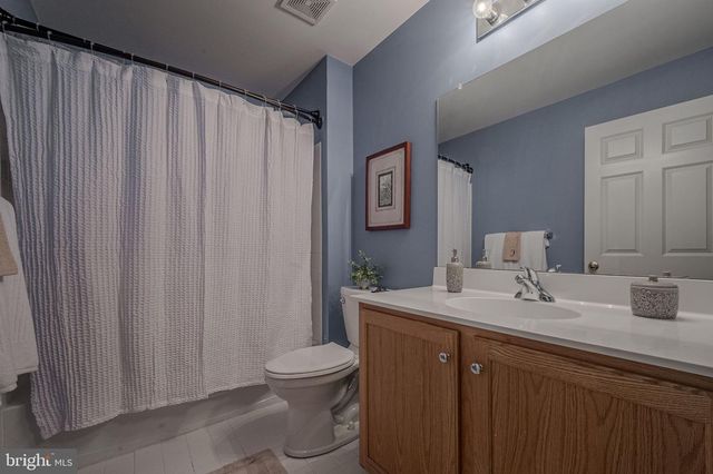 274 CHERRY LN #32, Kennett Square, PA 19348
