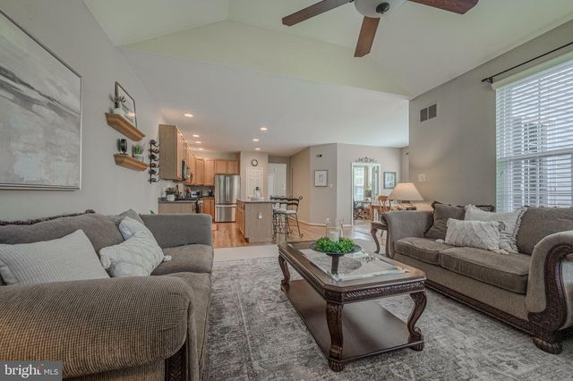 274 CHERRY LN #32, Kennett Square, PA 19348