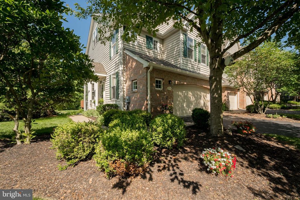 274 CHERRY LN #32, Kennett Square, PA 19348