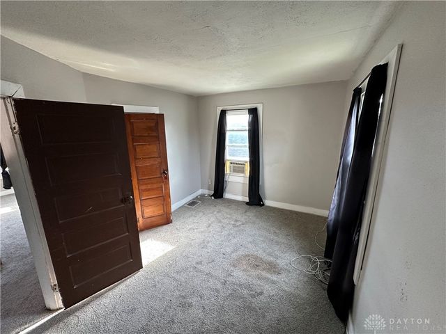 845 Osmond Avenue, Dayton, OH 45402