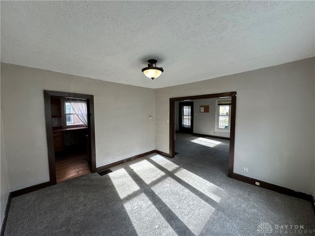 845 Osmond Avenue, Dayton, OH 45402