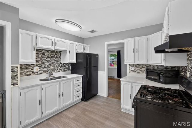 795 Babler Drive, Florissant, MO 63031