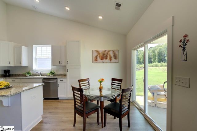 106 Moorish Circle, Fountain Inn, SC 29644