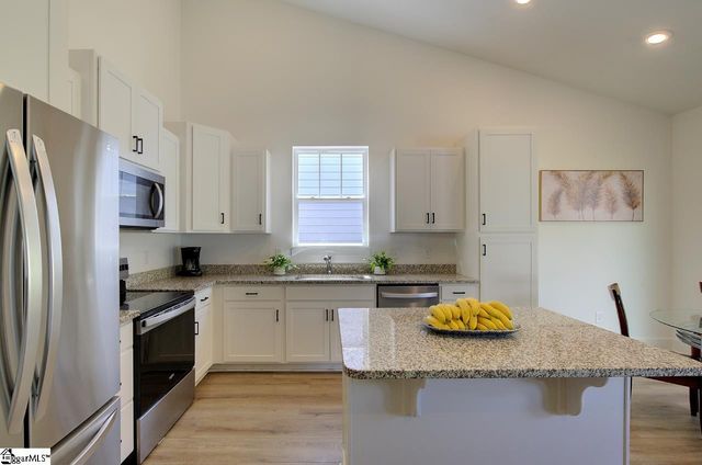 106 Moorish Circle, Fountain Inn, SC 29644