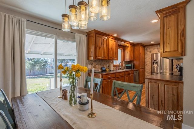 6701 W Kirkwood, Boise, ID 83709