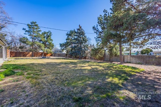 6701 W Kirkwood, Boise, ID 83709