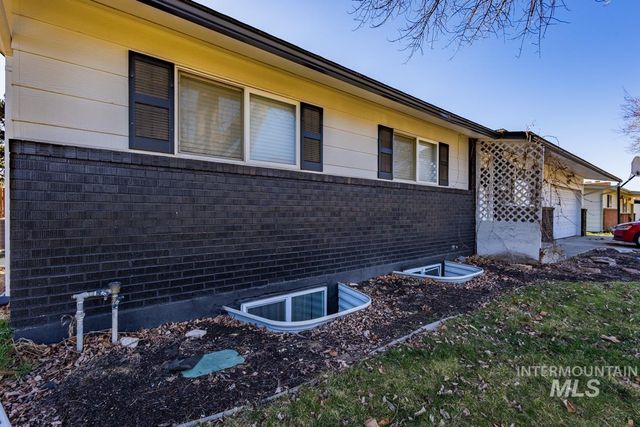 6701 W Kirkwood, Boise, ID 83709