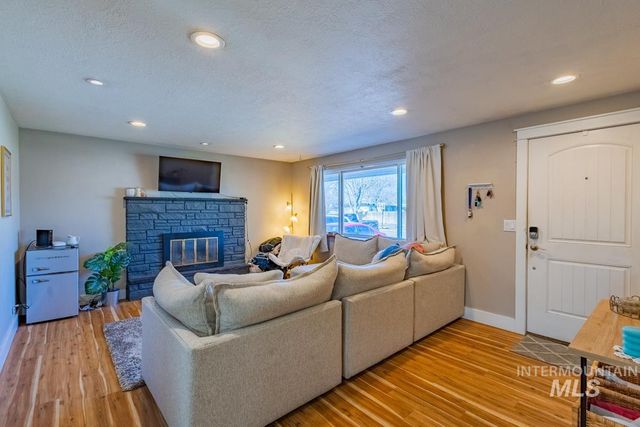 6701 W Kirkwood, Boise, ID 83709