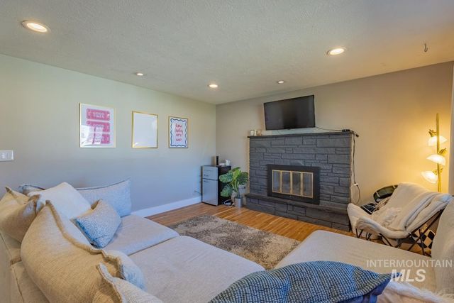 6701 W Kirkwood, Boise, ID 83709