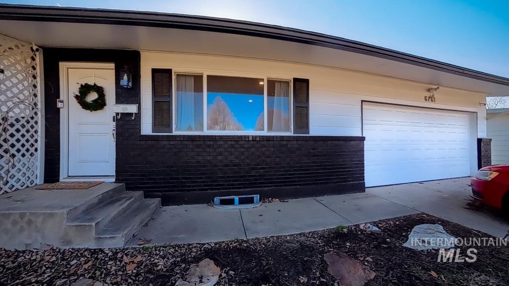 6701 W Kirkwood, Boise, ID 83709