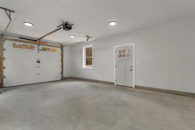 22 Sundorf Street, Moultonborough, NH 03254