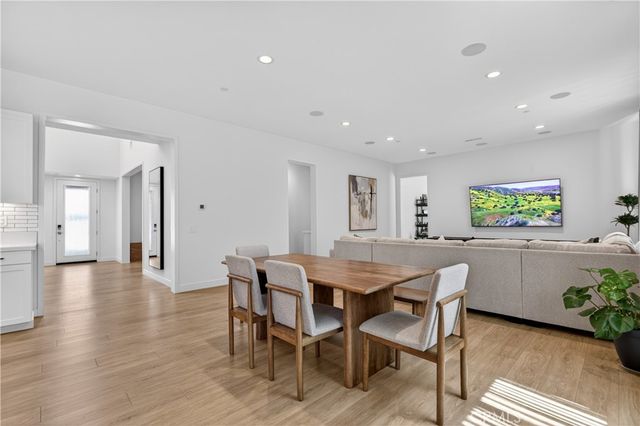 17728 Ridgeline Court A, Canyon Country, CA 91350