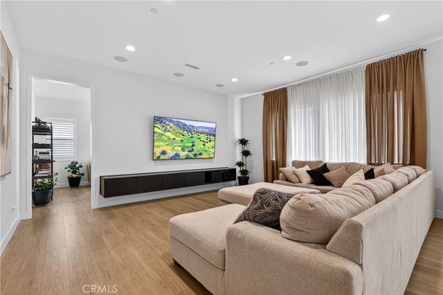 17728 Ridgeline Court A, Canyon Country, CA 91350