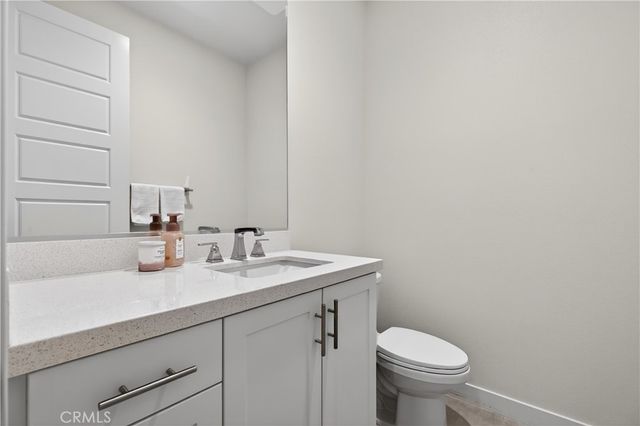 17728 Ridgeline Court A, Canyon Country, CA 91350