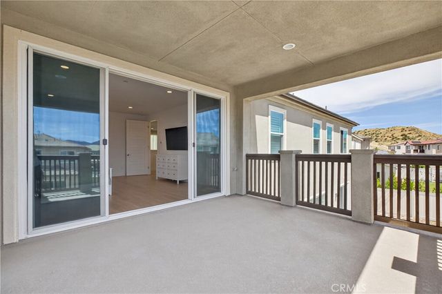 17728 Ridgeline Court A, Canyon Country, CA 91350