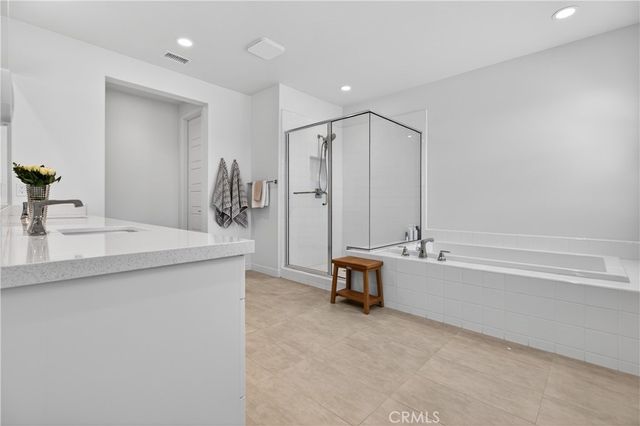 17728 Ridgeline Court A, Canyon Country, CA 91350