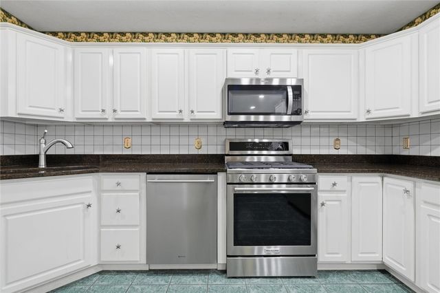 6419 Jefferson Pointe Cir, Jefferson Hills, PA 15025