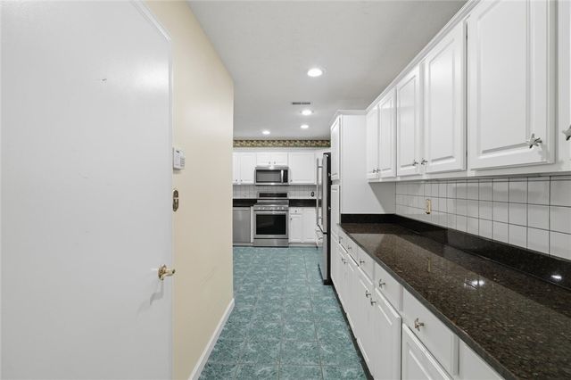 6419 Jefferson Pointe Cir, Jefferson Hills, PA 15025