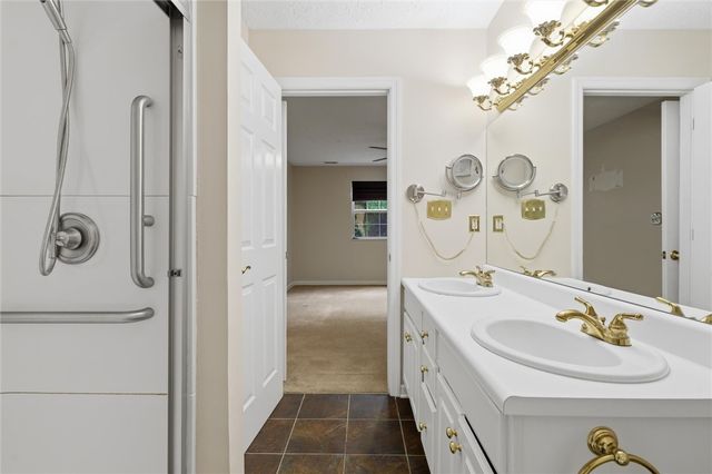 6419 Jefferson Pointe Cir, Jefferson Hills, PA 15025