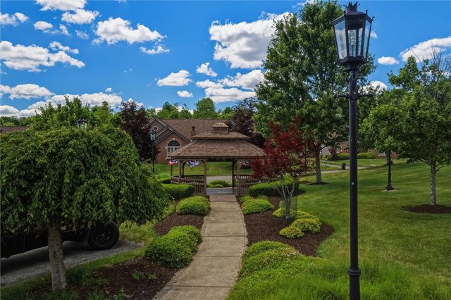 6419 Jefferson Pointe Cir, Jefferson Hills, PA 15025