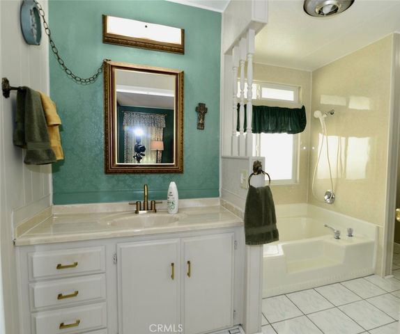 14041 Lake Side Dr. 130, La Mirada, CA 90638