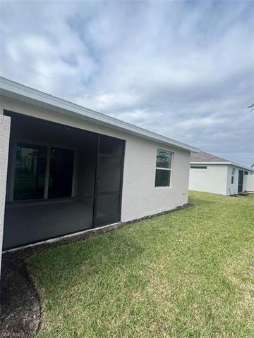 9099 Leatherwood LOOP, Lehigh Acres, FL 33936