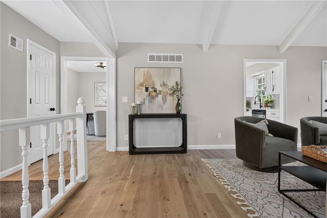 10610 W 170th Terrace, Overland Park, KS 66221